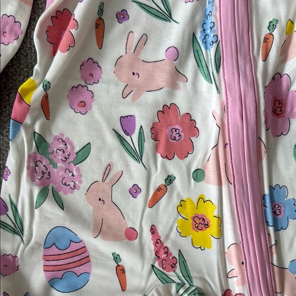 Angel Dear 2 way zipper romper - Easter bunnies - Picture 2 of 2